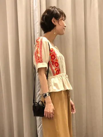 ORIGINATED IN GRACE CONTINENTAL 亀田 未希 コーディネート画像