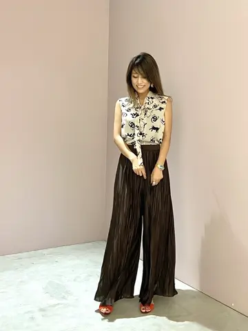 ORIGINATED IN GRACE CONTINENTAL yukimi yonee コーディネート画像