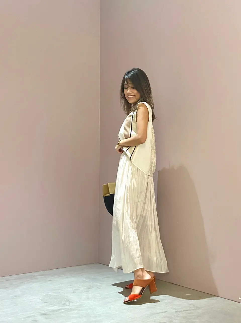 ORIGINATED IN GRACE CONTINENTAL yukimi yonee コーディネート画像