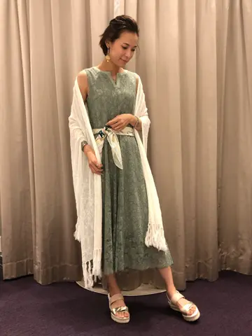 ORIGINATED IN GRACE CONTINENTAL 亀田 未希 コーディネート画像