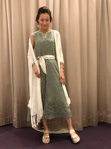 ORIGINATED IN GRACE CONTINENTAL 亀田 未希 コーディネート画像