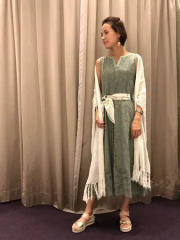 ORIGINATED IN GRACE CONTINENTAL 亀田 未希 コーディネート画像