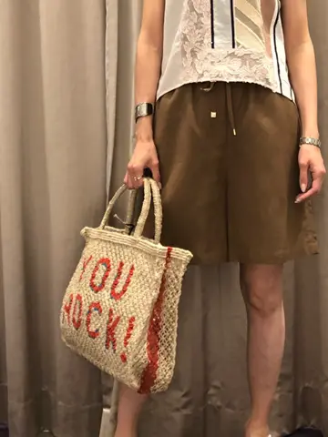 ORIGINATED IN GRACE CONTINENTAL 亀田 未希 コーディネート画像