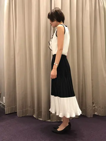 ORIGINATED IN GRACE CONTINENTAL 亀田 未希 コーディネート画像