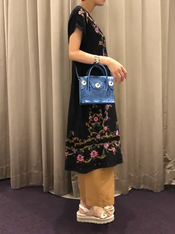 ORIGINATED IN GRACE CONTINENTAL 亀田 未希 コーディネート画像