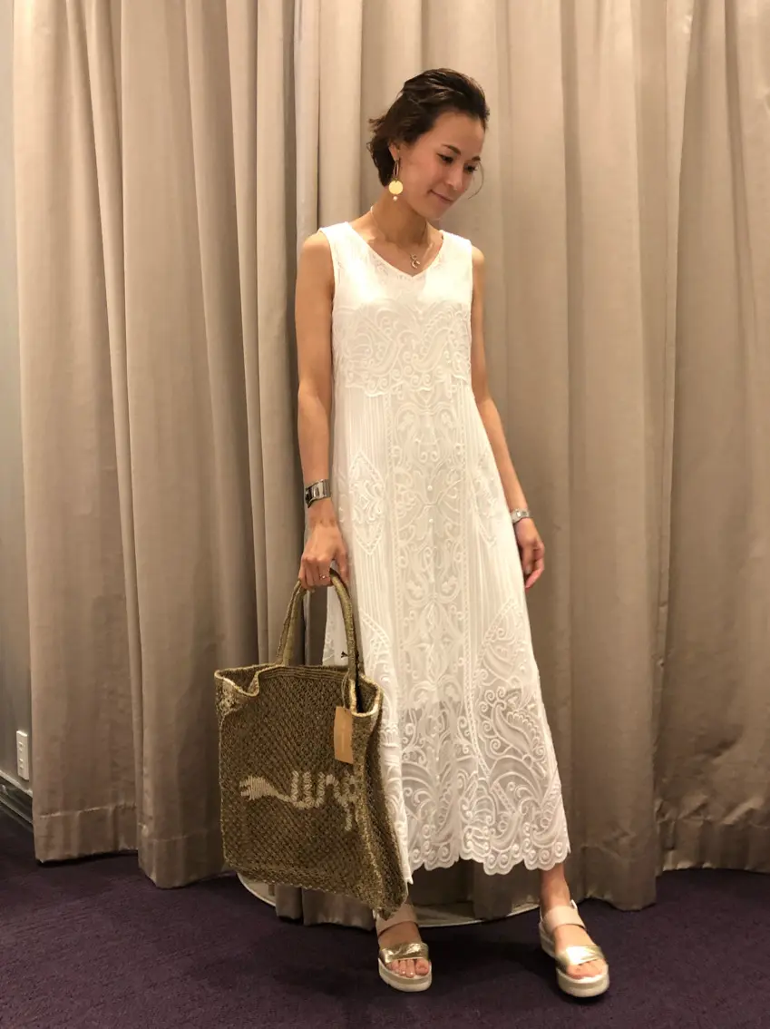 ORIGINATED IN GRACE CONTINENTAL 亀田 未希 コーディネート画像