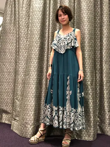 ORIGINATED IN GRACE CONTINENTAL 亀田 未希 コーディネート画像