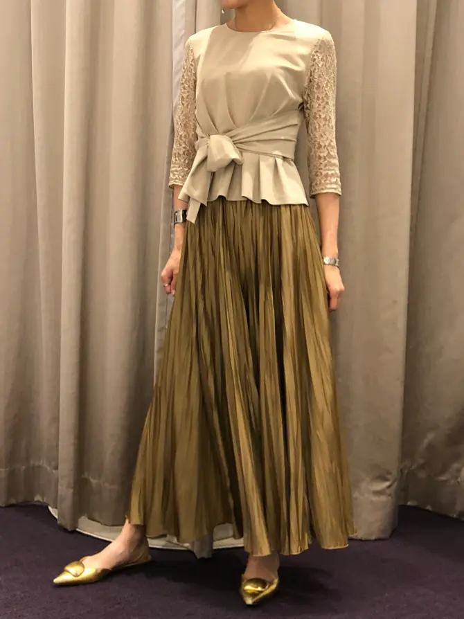 ORIGINATED IN GRACE CONTINENTAL 亀田 未希 コーディネート画像