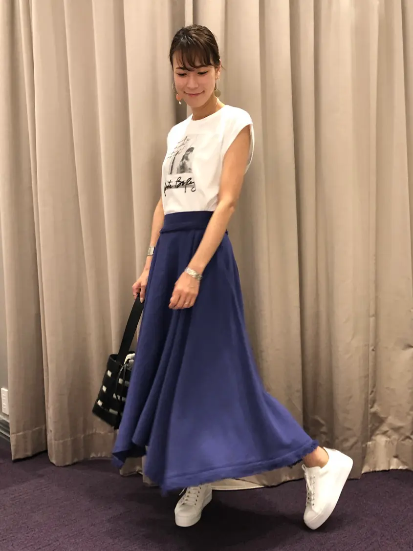 ORIGINATED IN GRACE CONTINENTAL 亀田 未希 コーディネート画像