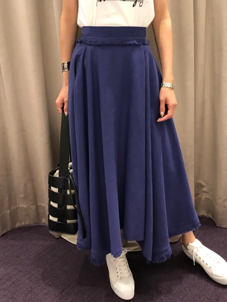 ORIGINATED IN GRACE CONTINENTAL 亀田 未希 コーディネート画像