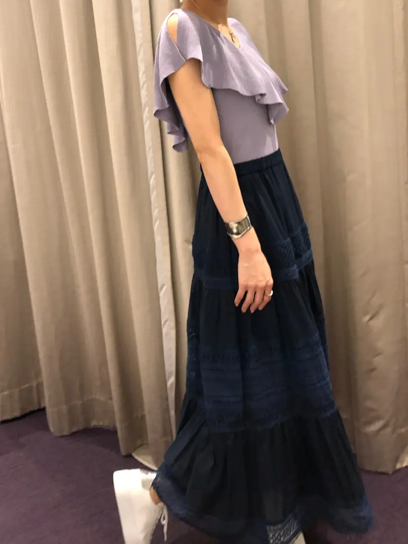 ORIGINATED IN GRACE CONTINENTAL 亀田 未希 コーディネート画像