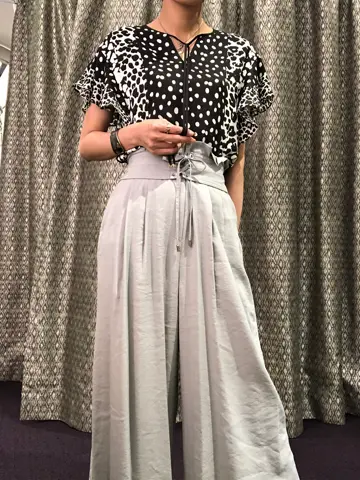 ORIGINATED IN GRACE CONTINENTAL 亀田 未希 コーディネート画像