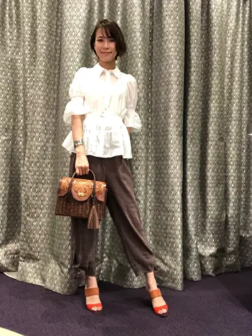 ORIGINATED IN GRACE CONTINENTAL 亀田 未希 コーディネート画像