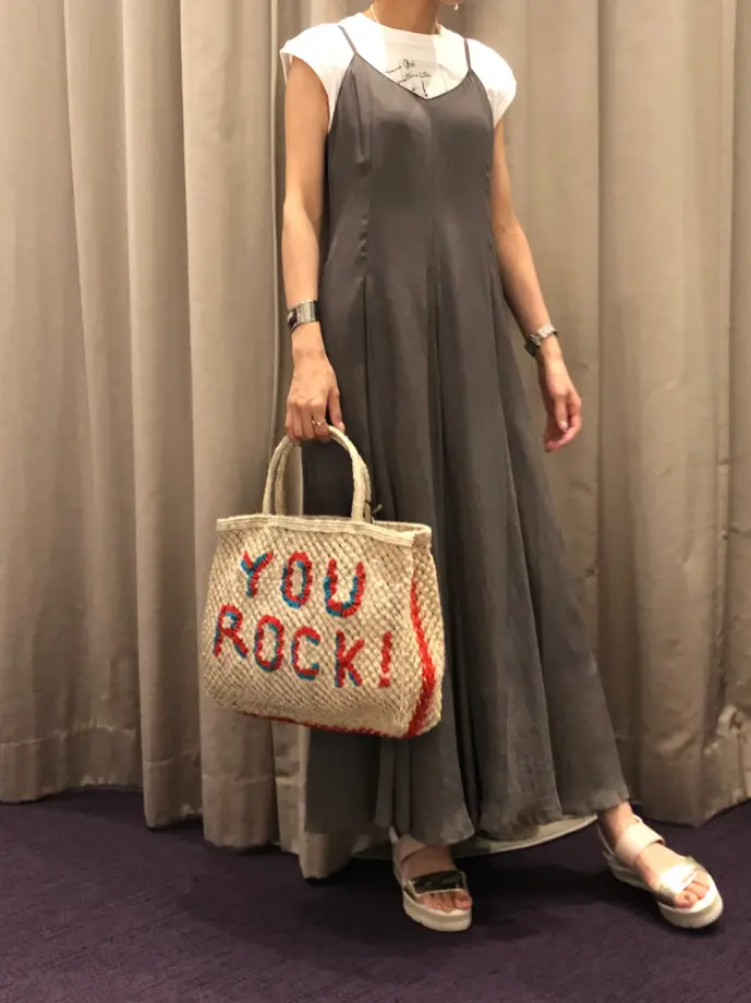 ORIGINATED IN GRACE CONTINENTAL 亀田 未希 コーディネート画像