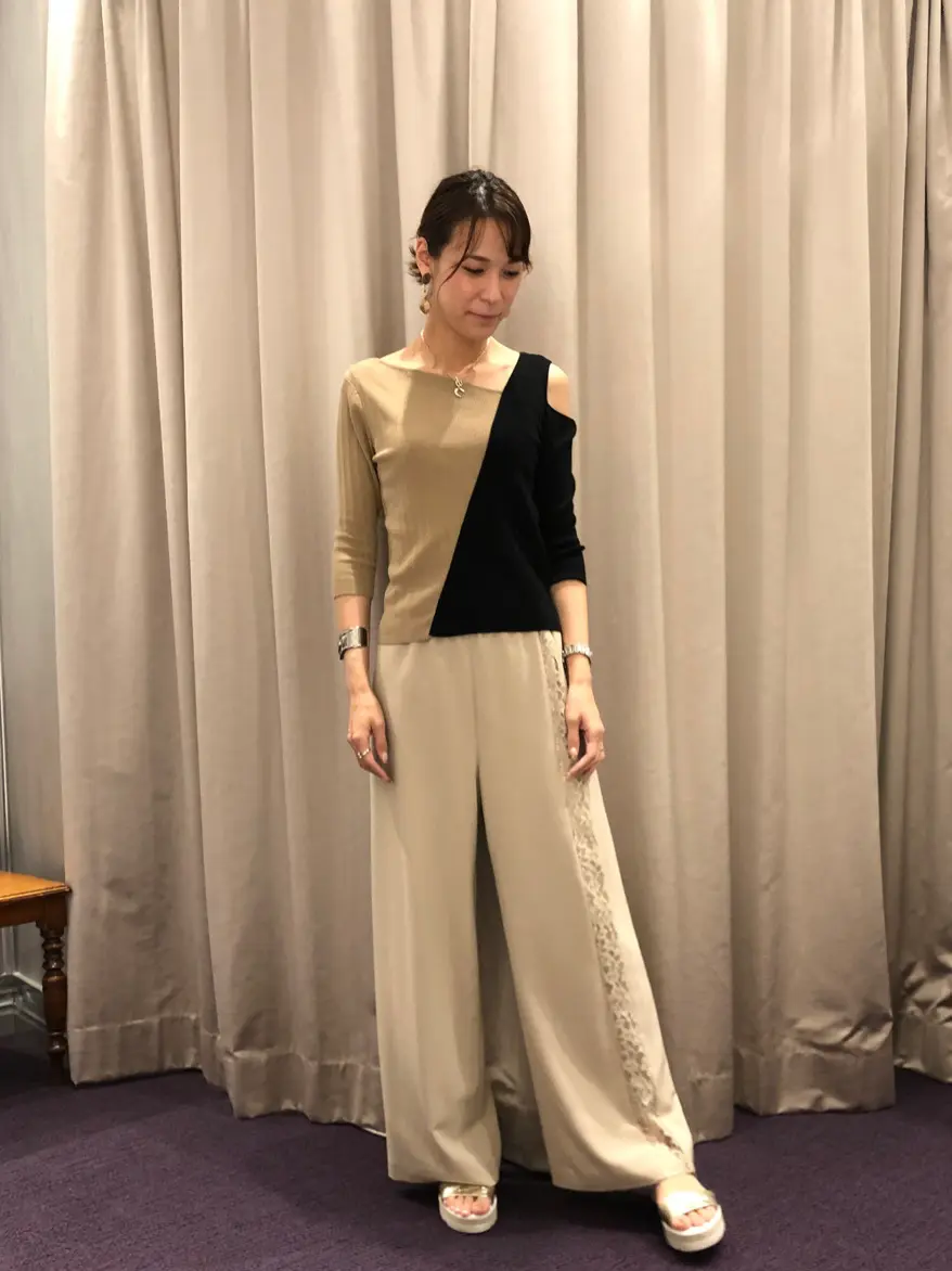 ORIGINATED IN GRACE CONTINENTAL 亀田 未希 コーディネート画像