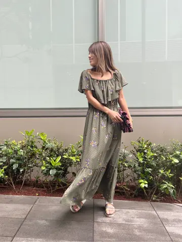 ORIGINATED IN GRACE CONTINENTAL yukimi yonee コーディネート画像