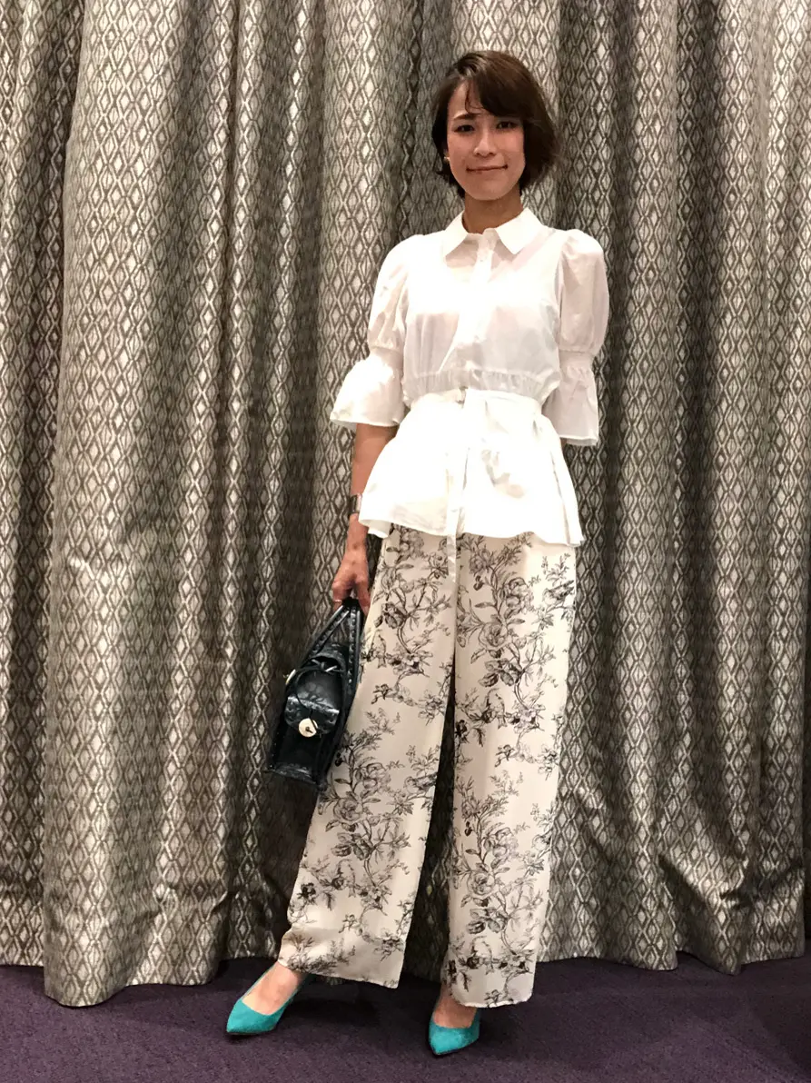 ORIGINATED IN GRACE CONTINENTAL 亀田 未希 コーディネート画像