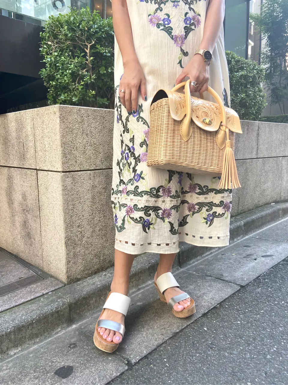 ORIGINATED IN GRACE CONTINENTAL yukimi yonee コーディネート画像