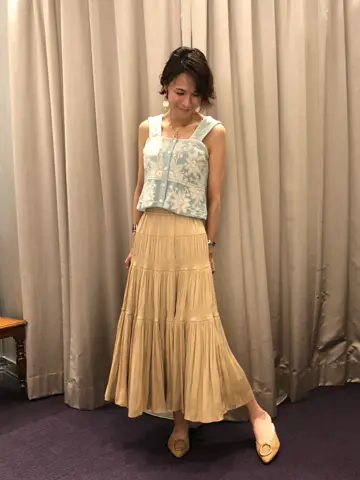 ORIGINATED IN GRACE CONTINENTAL 亀田 未希 コーディネート画像