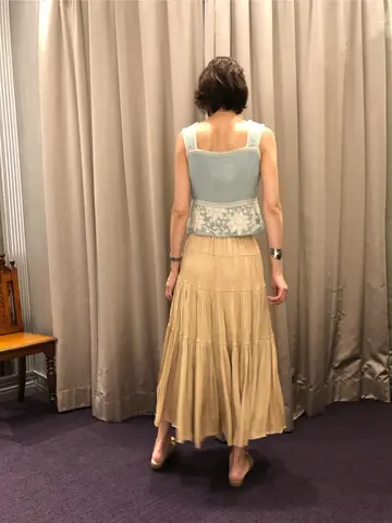 ORIGINATED IN GRACE CONTINENTAL 亀田 未希 コーディネート画像