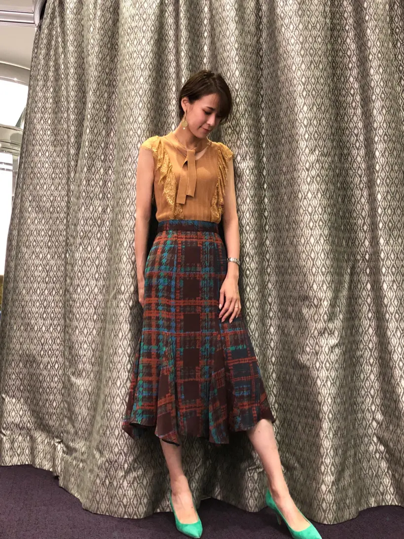 ORIGINATED IN GRACE CONTINENTAL 亀田 未希 コーディネート画像