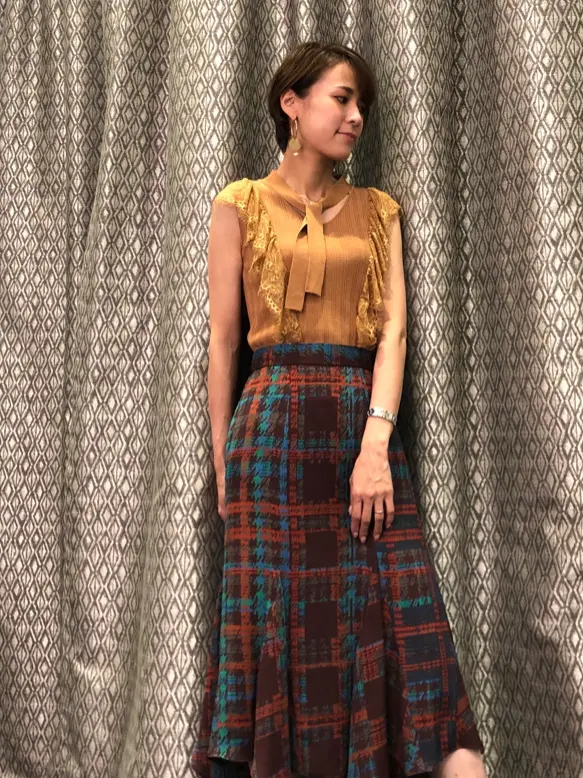 ORIGINATED IN GRACE CONTINENTAL 亀田 未希 コーディネート画像