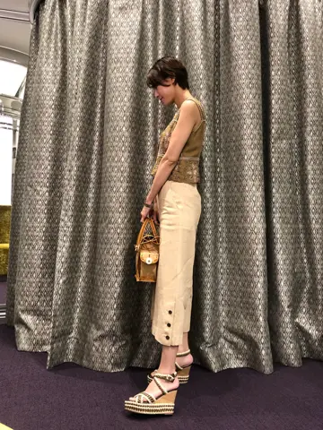 ORIGINATED IN GRACE CONTINENTAL 亀田 未希 コーディネート画像