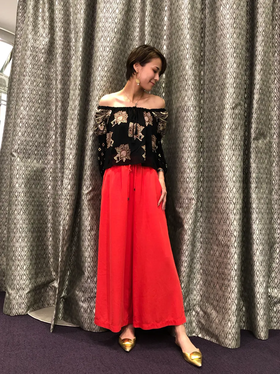 ORIGINATED IN GRACE CONTINENTAL 亀田 未希 コーディネート画像