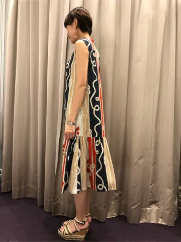 ORIGINATED IN GRACE CONTINENTAL 亀田 未希 コーディネート画像