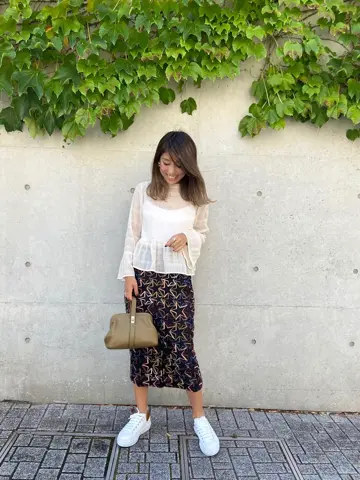 ORIGINATED IN GRACE CONTINENTAL yukimi yonee コーディネート画像