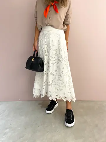 ORIGINATED IN GRACE CONTINENTAL yukimi yonee コーディネート画像