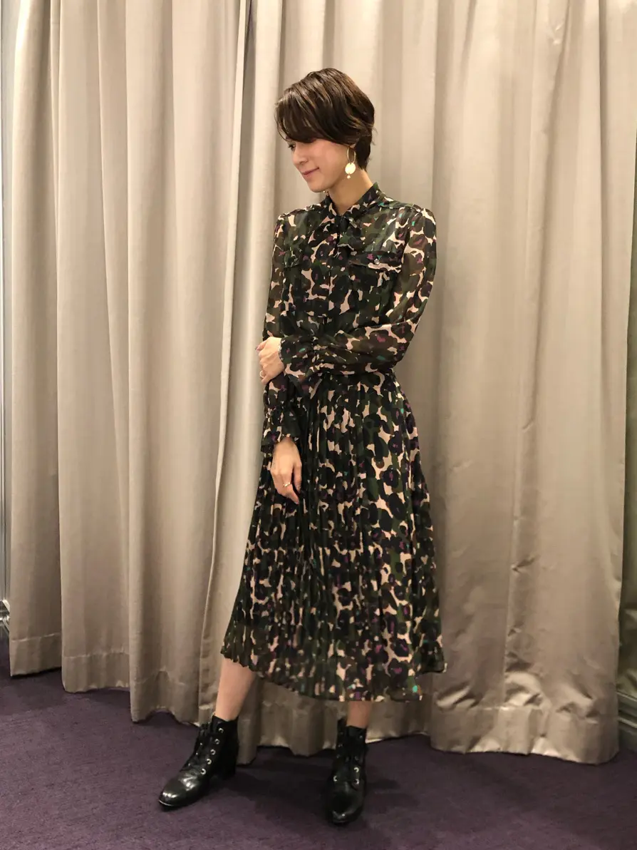 ORIGINATED IN GRACE CONTINENTAL 亀田 未希 コーディネート画像