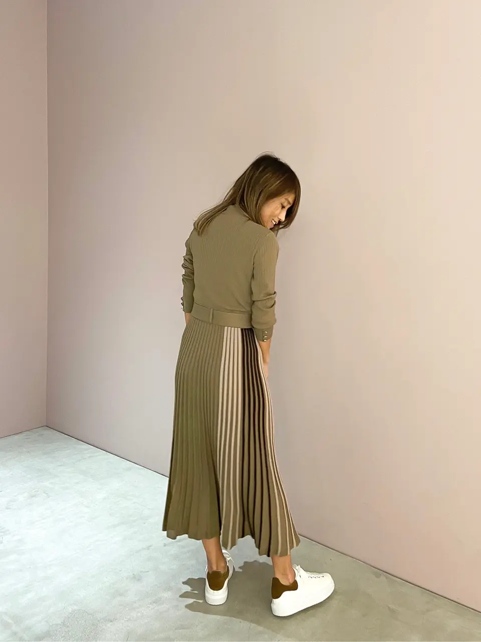 ORIGINATED IN GRACE CONTINENTAL yukimi yonee コーディネート画像