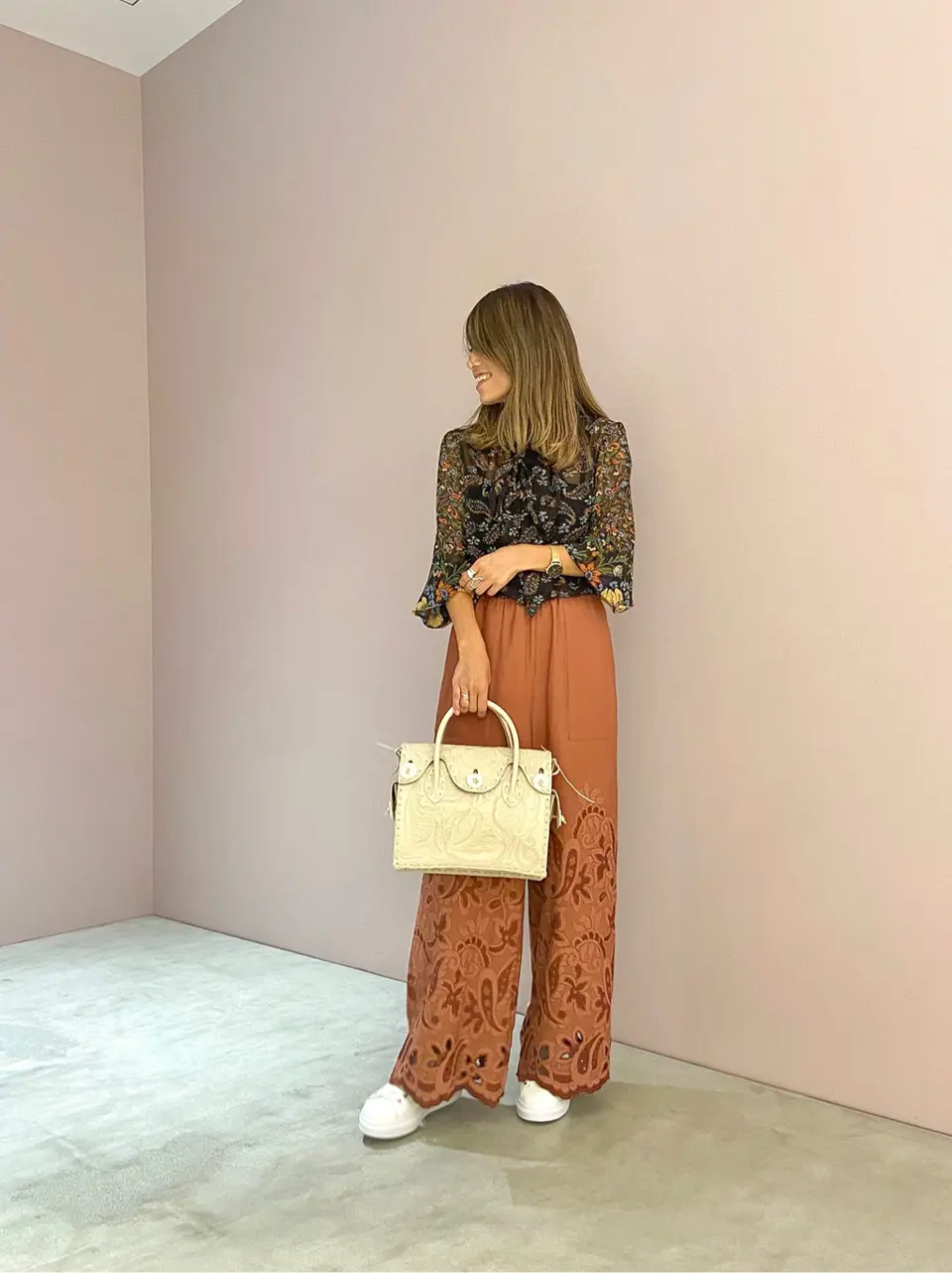 ORIGINATED IN GRACE CONTINENTAL yukimi yonee コーディネート画像