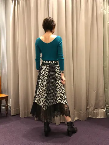 ORIGINATED IN GRACE CONTINENTAL 亀田 未希 コーディネート画像