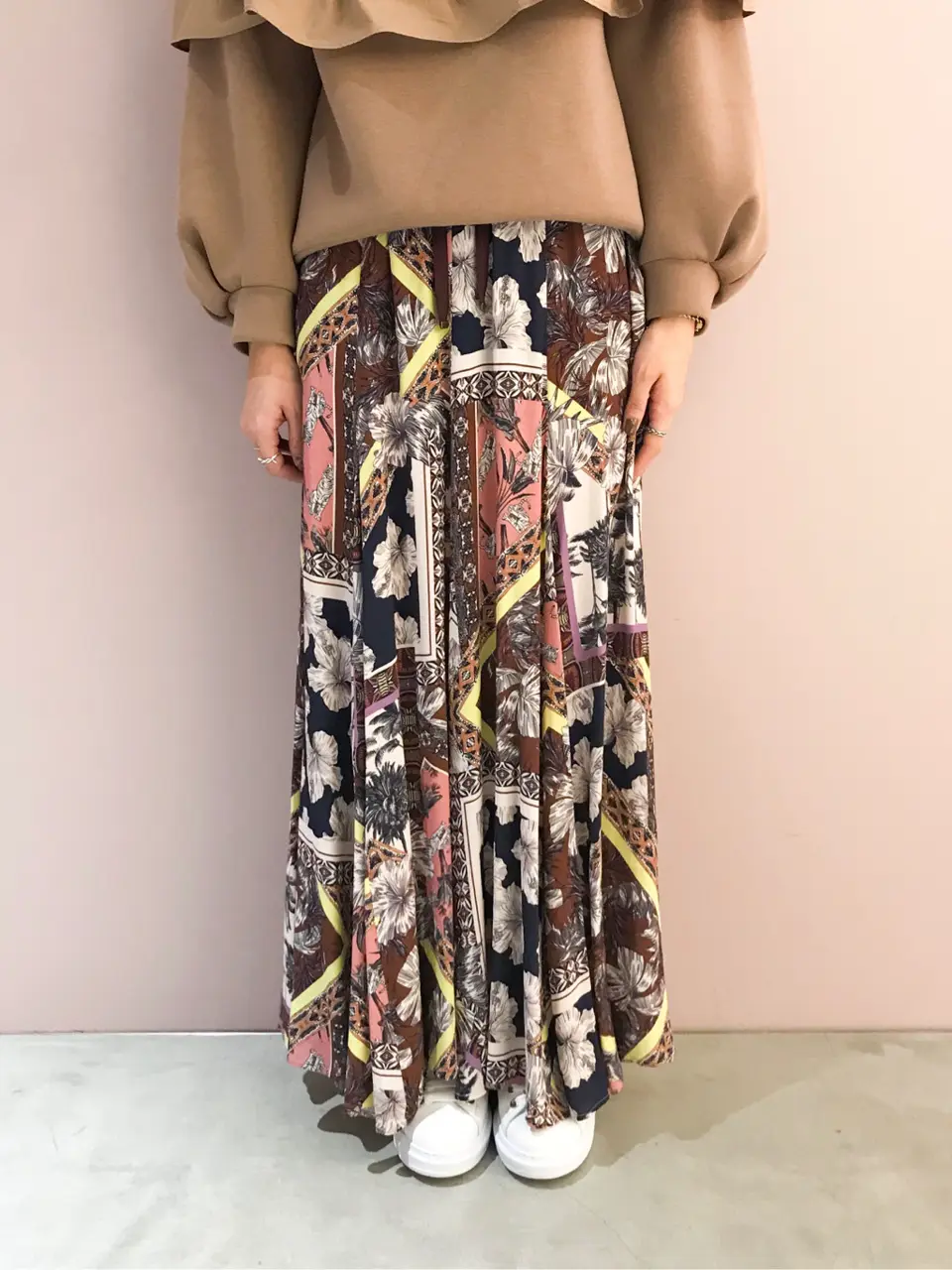 ORIGINATED IN GRACE CONTINENTAL Yuuki NOZAWA コーディネート画像