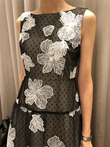 ORIGINATED IN GRACE CONTINENTAL 亀田 未希 コーディネート画像