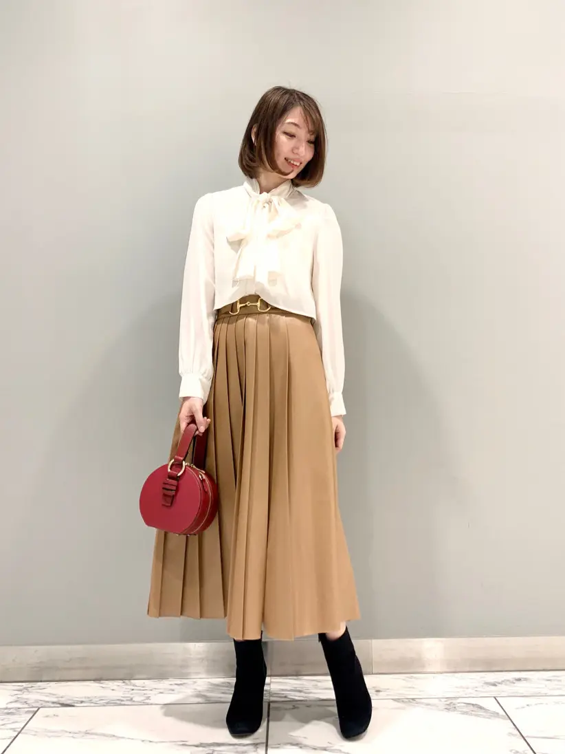 ORIGINATED IN GRACE CONTINENTAL eri コーディネート画像