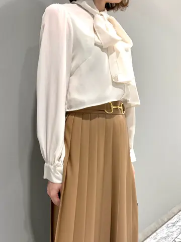 ORIGINATED IN GRACE CONTINENTAL eri コーディネート画像