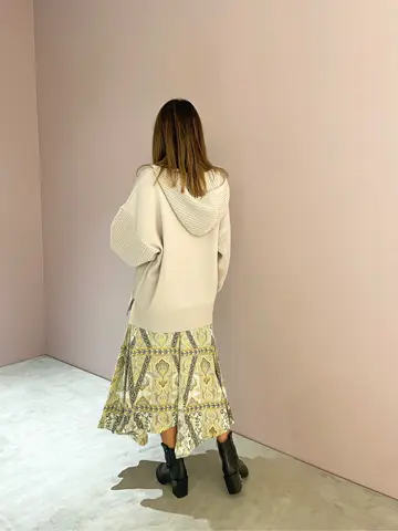 ORIGINATED IN GRACE CONTINENTAL yukimi yonee コーディネート画像