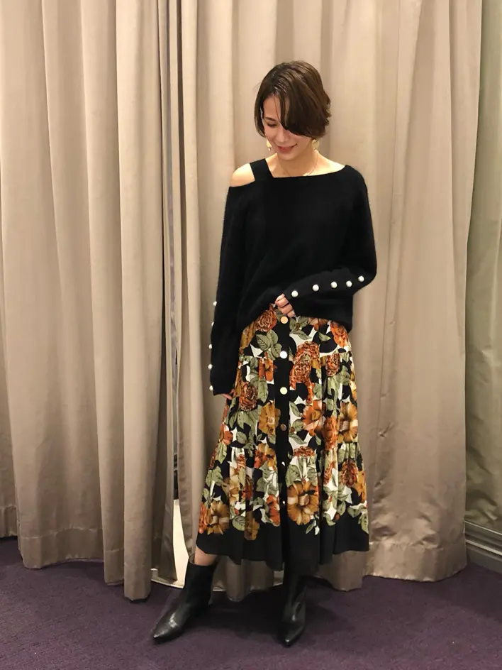 ORIGINATED IN GRACE CONTINENTAL 亀田 未希 コーディネート画像