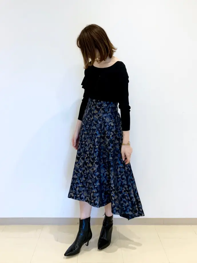 ORIGINATED IN GRACE CONTINENTAL eri コーディネート画像