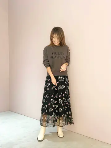 ORIGINATED IN GRACE CONTINENTAL yukimi yonee コーディネート画像