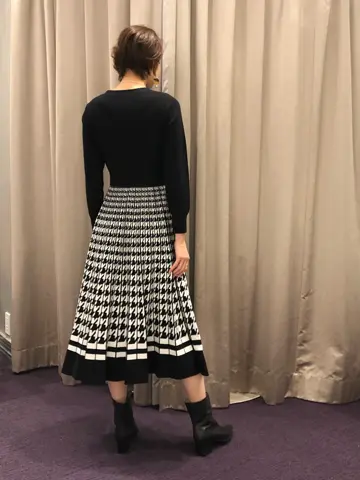 ORIGINATED IN GRACE CONTINENTAL 亀田 未希 コーディネート画像