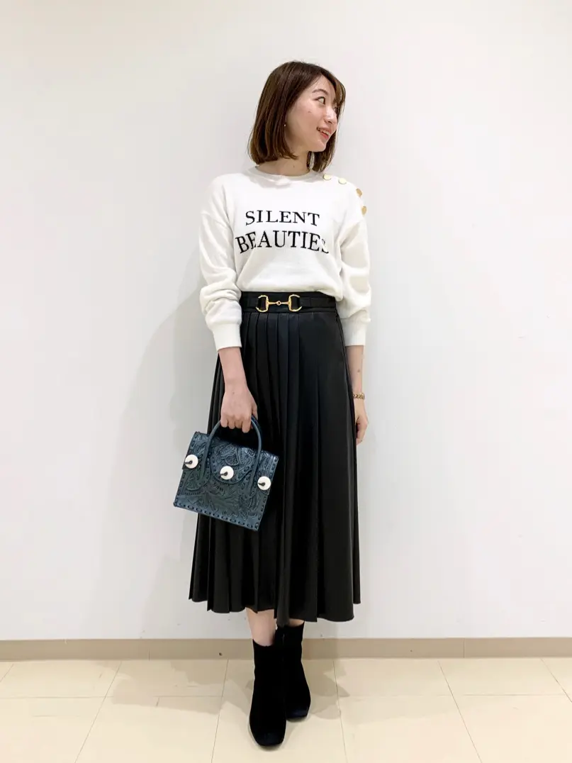 ORIGINATED IN GRACE CONTINENTAL eri コーディネート画像