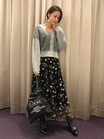 ORIGINATED IN GRACE CONTINENTAL 亀田 未希 コーディネート画像