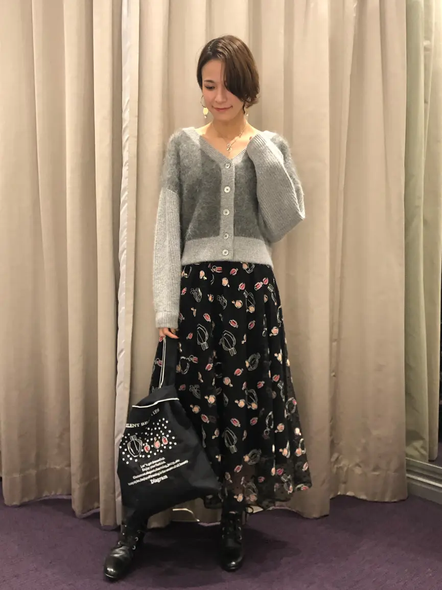 ORIGINATED IN GRACE CONTINENTAL 亀田 未希 コーディネート画像