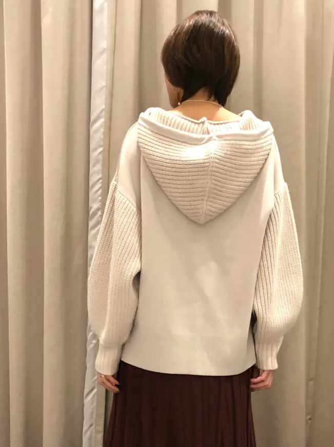 ORIGINATED IN GRACE CONTINENTAL 亀田 未希 コーディネート画像