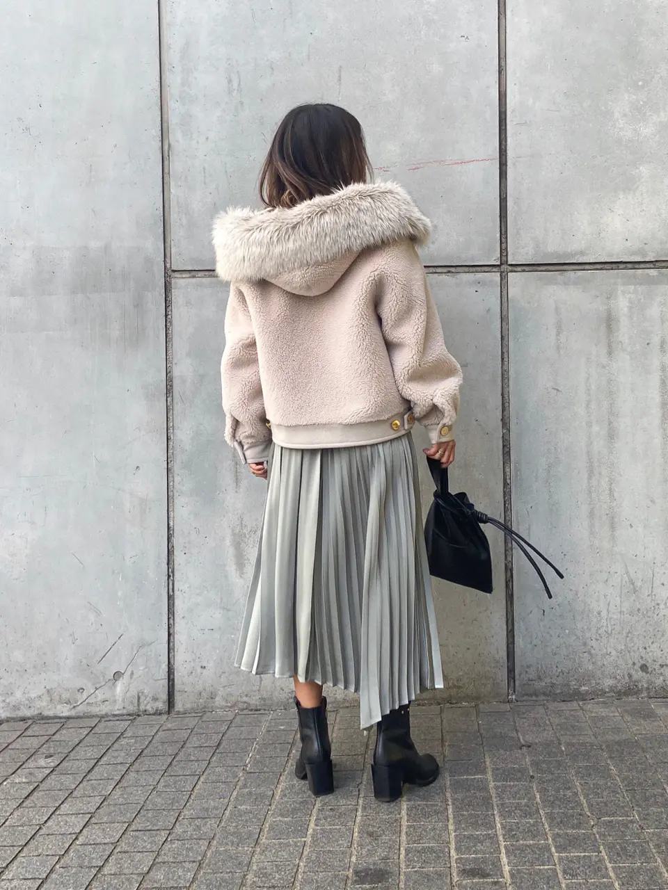 ORIGINATED IN GRACE CONTINENTAL yukimi yonee コーディネート画像