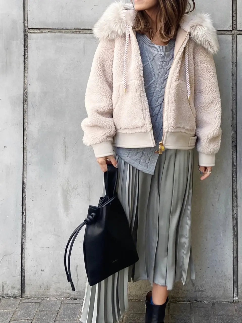 ORIGINATED IN GRACE CONTINENTAL yukimi yonee コーディネート画像